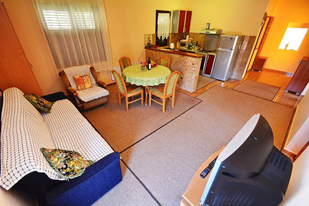 Apartment Rita 티바트 외부 사진